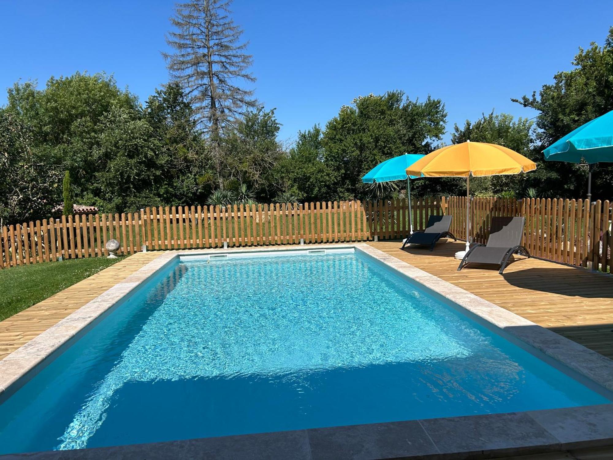 Maison D'Hotes "La Clef Des Champs" Piscine Ortance Sajas Bagian luar foto
